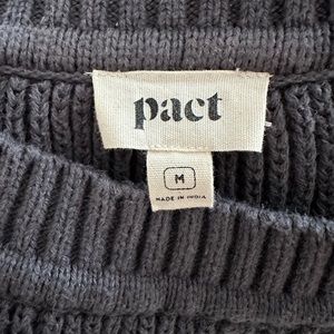 PACT grey sleeveless cable knit sweater